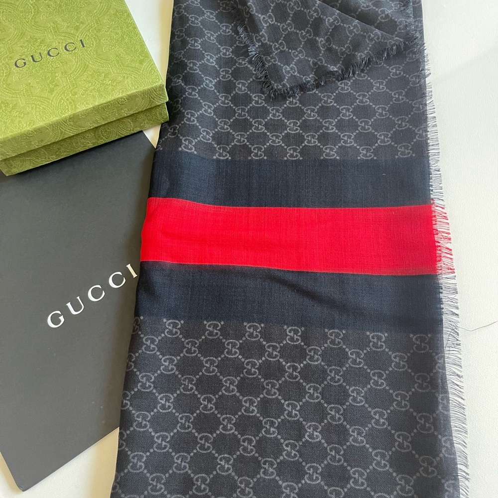 GUCCI GG WEB STOLE - Picture 4 of 10